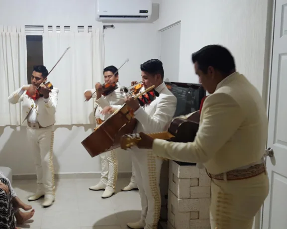 Mariachi para eventos Nicolás Romero Servicio de Mariachi en Nicolás Romero